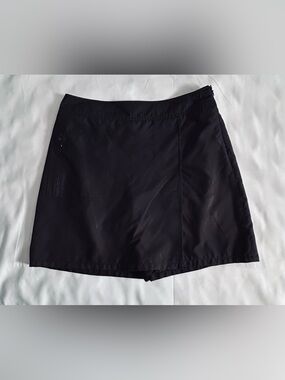 IZOD Golf Skort Black Size 10